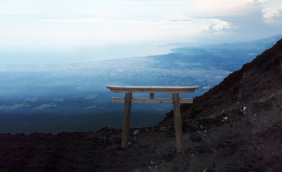 日本の絶景、美しすぎる神社の鳥居 福徳稲荷神社の鳥居